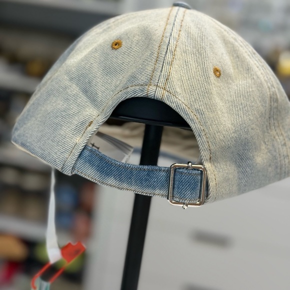 Off-White Light Blue Denim Cap - Brand New - Picture 5 of 5